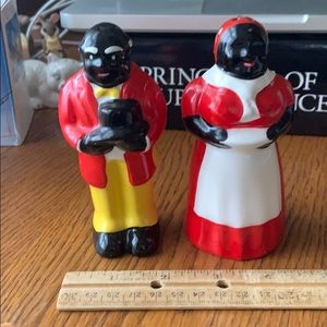 Black Americana salt and pepper shakers